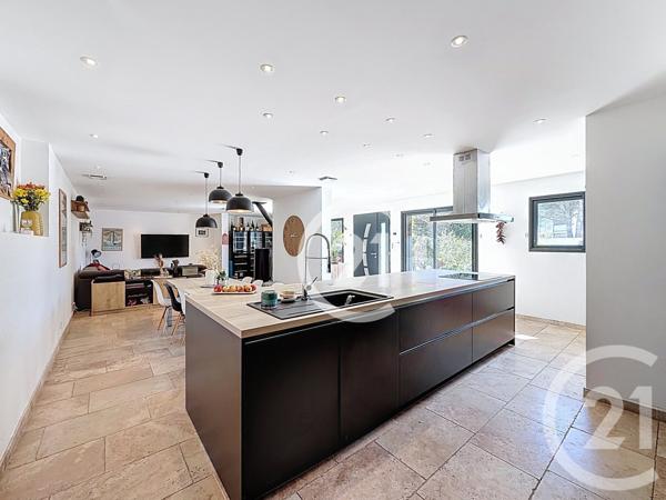 Maison à vendre  4 pièces - 152 m2 ARLES - 13