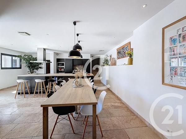 Maison à vendre  4 pièces - 152 m2 ARLES - 13
