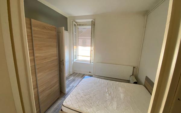 Immeuble à vendre    17 pièces •  Limoges