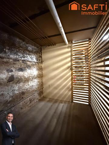 Superbe appartement de 4 pièces disposant d'une cave et d'une place de stationnement couverte !