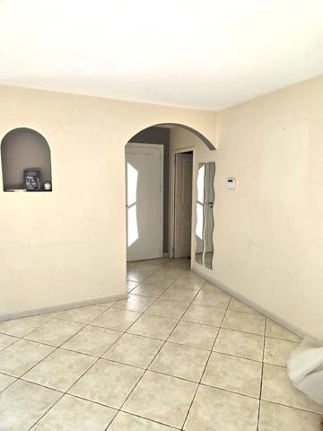 Maison à vendre 4 pièces VIAS (34)