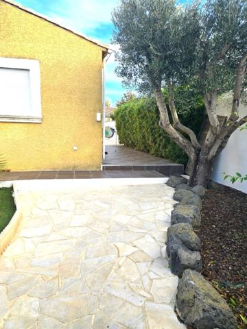 Maison à vendre 4 pièces VIAS (34)