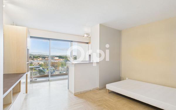 Appartement à vendre    1 pièce • 26,48 m2 Mandelieu-la-Napoule