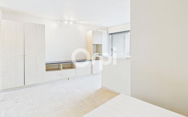 Appartement à vendre    1 pièce • 26,48 m2 Mandelieu-la-Napoule