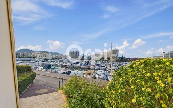 Appartement à vendre    1 pièce • 26,48 m2 Mandelieu-la-Napoule