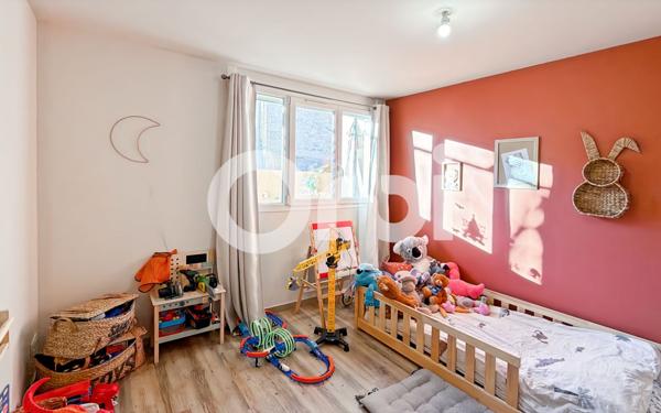 Appartement à vendre    4 pièces • 111,30 m2 Labégude