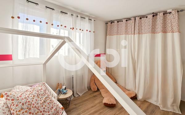 Appartement à vendre    4 pièces • 111,30 m2 Labégude