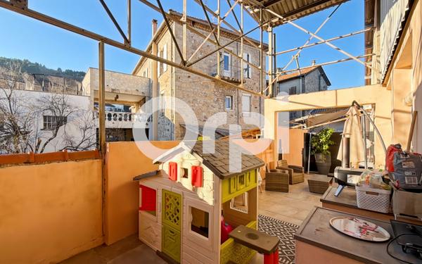 Appartement à vendre    4 pièces • 111,30 m2 Labégude