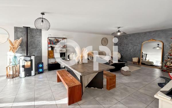 Appartement à vendre    4 pièces • 111,30 m2 Labégude