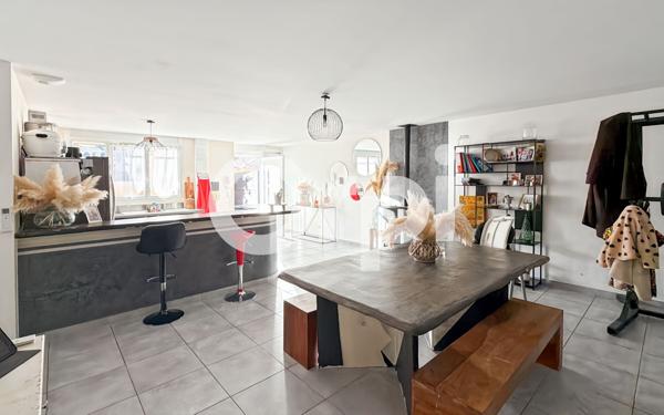 Appartement à vendre    4 pièces • 111,30 m2 Labégude