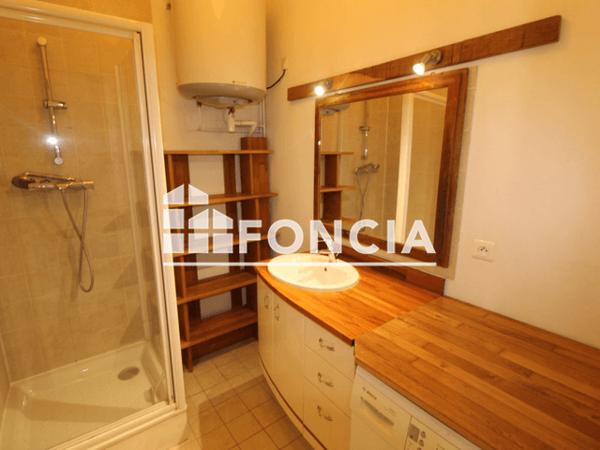 Location Appartement 2 pièces 52.33 m² - 22 RUE HUMBERT II Grenoble 38000
