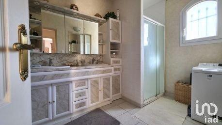 Maison 4 pièces de 150 m² à Barjac (30430)