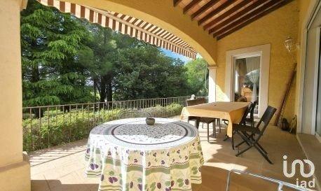 Maison 4 pièces de 150 m² à Barjac (30430)