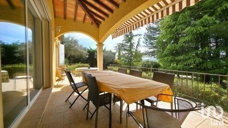 Maison 4 pièces de 150 m² à Barjac (30430)