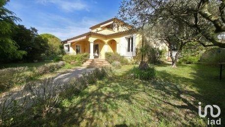 Maison 4 pièces de 150 m² à Barjac (30430)