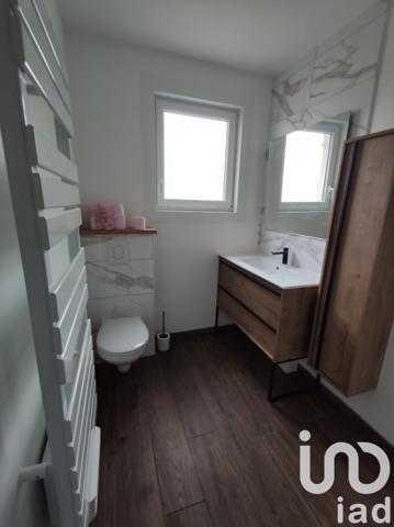 Maison 4 pièces de 72 m² à Bourbon-Lancy (71140)