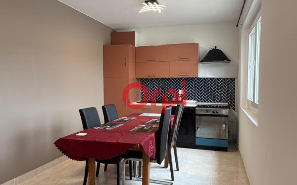 Appartement à louer    3 pièces • 82 m2 Valleiry