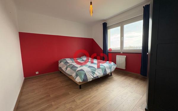 Appartement à louer    3 pièces • 82 m2 Valleiry