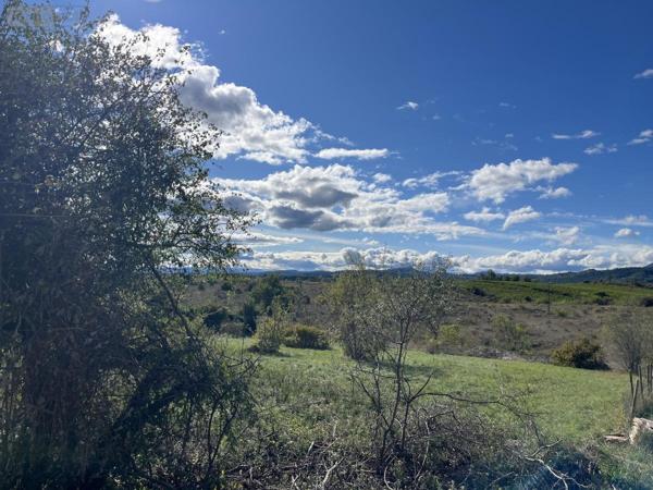 Terrain à Batir à vendre à Lachapelle-sous-Aubenas en Ardèche (07200), ref : 26060-803
