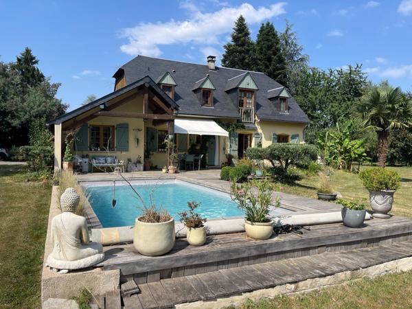 65250 PROCHE DE LANNEMEZAN, MAISON DE CARACTERE DANS UN PARC DE 3883 M2