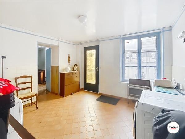 Immeuble à rénover 494 m2 Crespieres, Crespieres 78121
