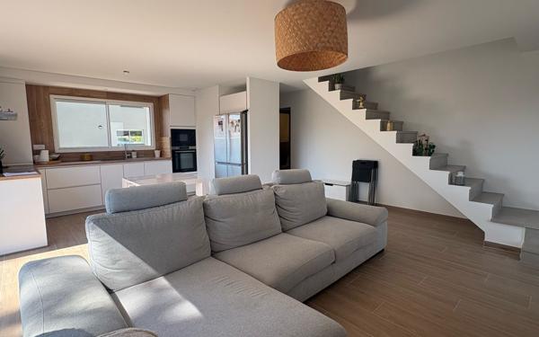 Maison à vendre    4 pièces •  Sainte-Marie