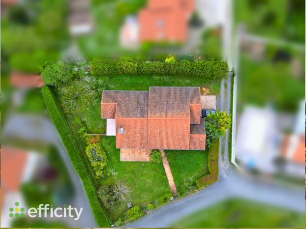 Maison 7 pièces - 191 m² Exclusivité efficity