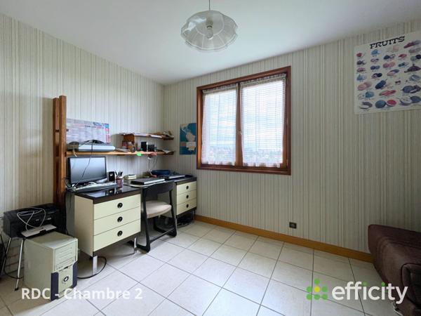 Maison 7 pièces - 191 m² Exclusivité efficity