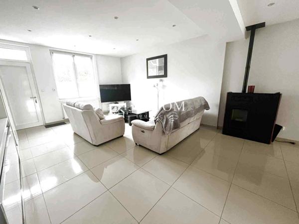 Maison 5 pièce(s) 4 chambre(s) 141 m²