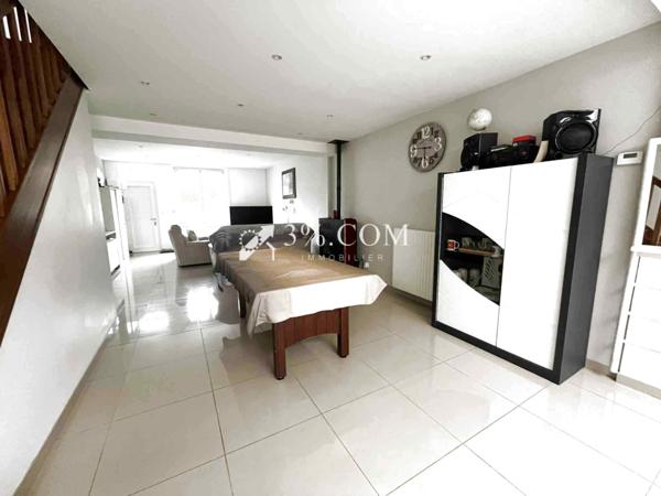 Maison 5 pièce(s) 4 chambre(s) 141 m²