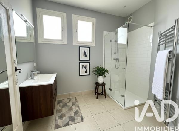 Maison à vendre 5 pièces 97 m² Laudun-l'Ardoise