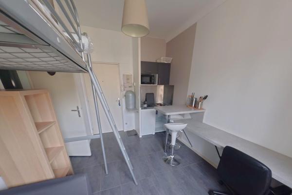 EXCLUSIVITE - A LOUER - Studio meublé en hyper centre-ville de Caen face au théâtre