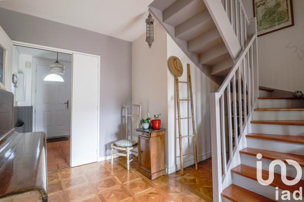 Maison à vendre 8 pièces 156 m² Magny-les-Hameaux