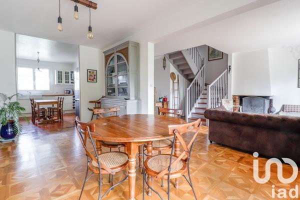 Maison à vendre 8 pièces 156 m² Magny-les-Hameaux