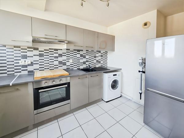 Appartement secteur gare à Dammarie Les Lys 2 pièces  de 42.83 m2