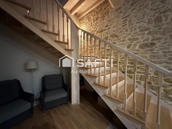 Maison de maître avec piscine et dépendance