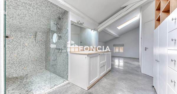 À vendre Appartement 5 pièces 181.27 m² - Oullins 69600