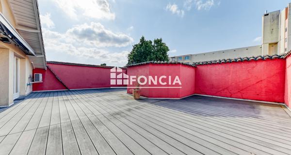 À vendre Appartement 5 pièces 181.27 m² - Oullins 69600