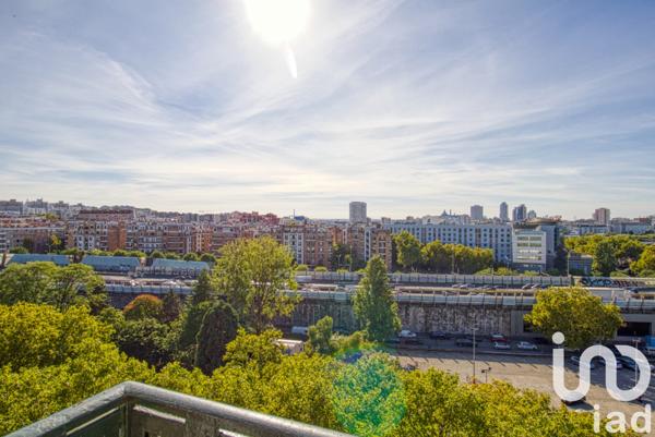 Appartement à vendre 3 pièces 69 m² Paris 19