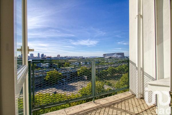 Appartement à vendre 3 pièces 69 m² Paris 19