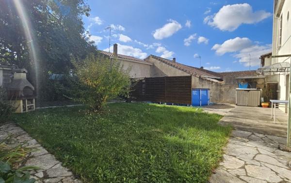 Vente Maison Avec jardin et garage à rafraîchir Aiguillon   