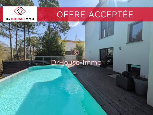 Maison à vendre 6 pièces de 200 m²