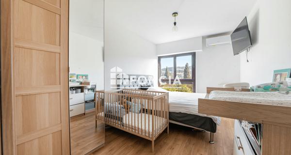 À vendre Appartement 4 pièces 83.77 m² - Aix-en-provence 13100