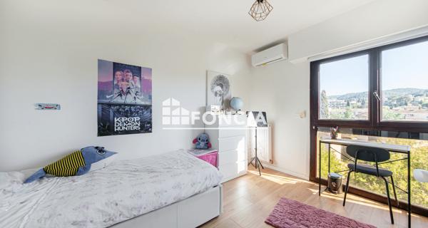 À vendre Appartement 4 pièces 83.77 m² - Aix-en-provence 13100