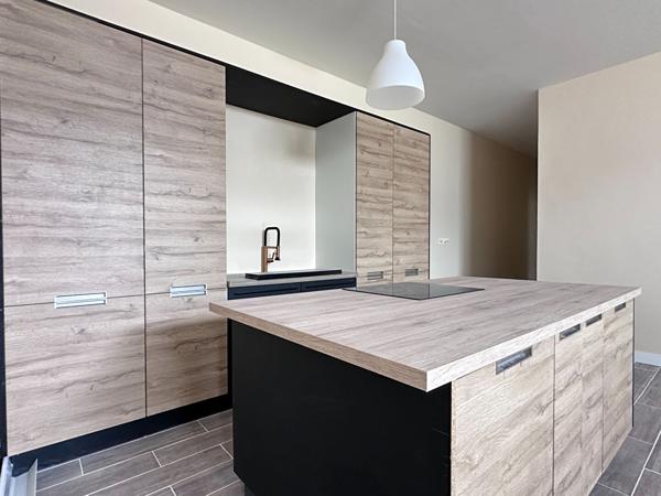 16800 SOYAUX Immeuble de rapport - 3 appartements et garage -Fort potentiel Soyaux