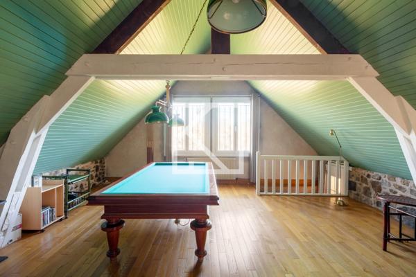 MAISON DE FAMILLE AVEC PISCINE