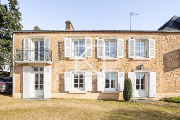 MAISON DE FAMILLE AVEC PISCINE