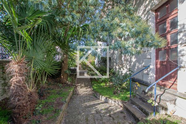 DEMEURE BOURGEOISE AVEC SON PARC ARBORÉ