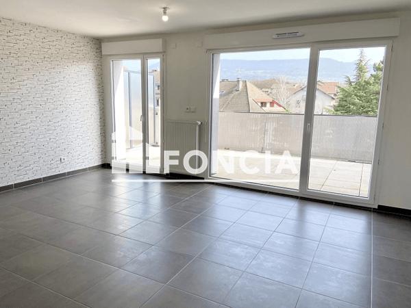 Location Appartement 2 pièces 48.61 m² - 15 A RUE DES VOIRONS Ville La Grand 74100