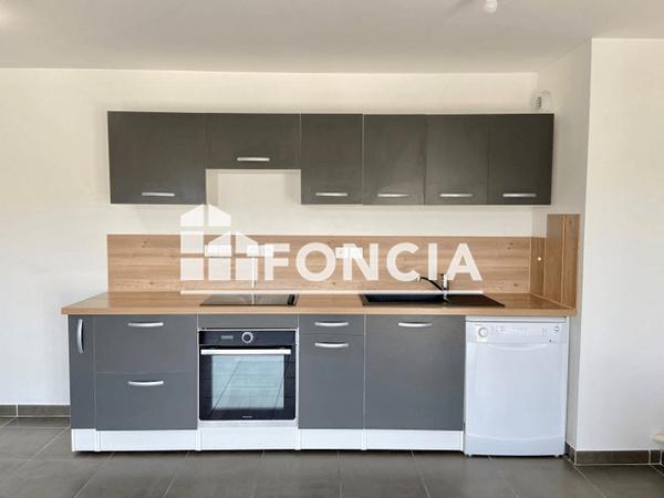 Location Appartement 2 pièces 48.61 m² - 15 A RUE DES VOIRONS Ville La Grand 74100